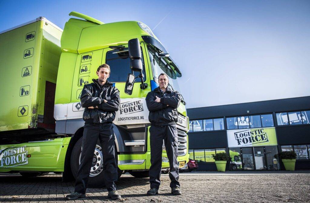 Logistic Force vrachtwagen